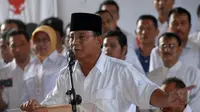 Prabowo Subianto terpilih sebagai Ketua Umum Partai Gerindra dalam KLB di Bogor, Jawa Barat, menggantikan almarhum Suhardi