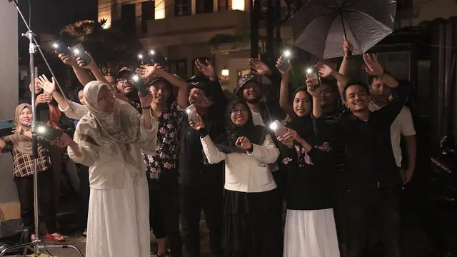 8 Potret Teuku Wisnu dan Shireen Sungkar Jalani Dinner Romantis Ini Kreatif Banget