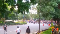 Demonstrasi menolak Omnibus Law atau UU Cipta Kerja di Bandung kembali rusuh. (Foto: Liputan6.com/Arie Nugraha)