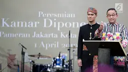 Gubernur DKI Jakarta Anies Baswedan memberi sambutan pada peresmian Kamar Diponegoro, di Museum Sejarah, Jakarta, Senin (1/4). Kamar Diponegoro adalah salah satu ruangan yang digunakan pahlawan nasional, Pangeran Diponegoro (1785-1855) selama 26 hari penahanan. (Liputan6.com/Faizal Fanani)