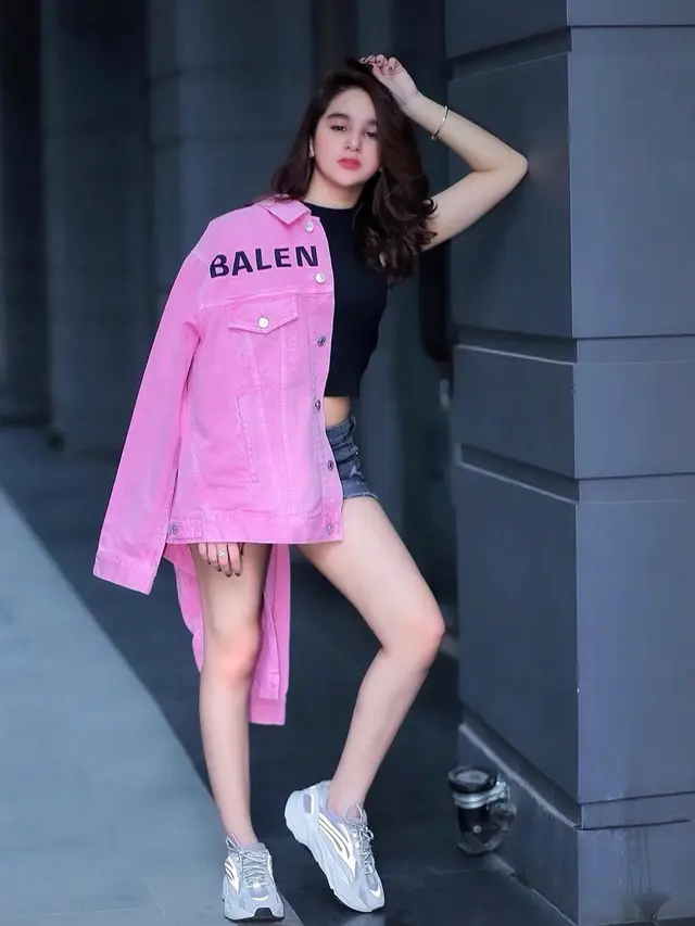 7 Pesona Hana Hanifah, Dikenal sebagai Artis FTV hingga Selebgram