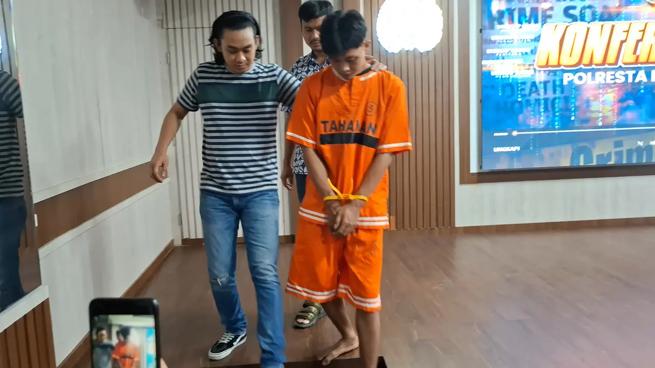 Pelaku pencurian 15 unit iPhone 17 di Lampung