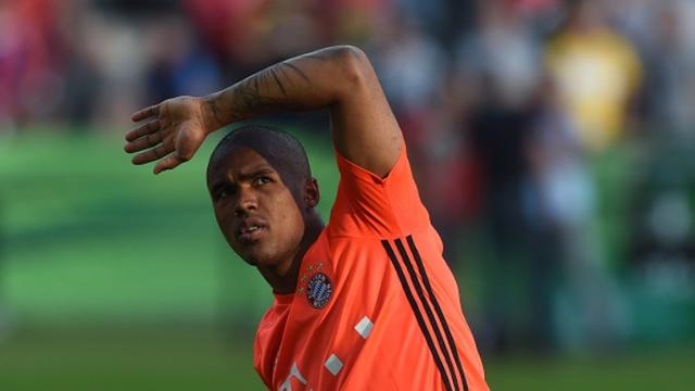 Douglas Costa