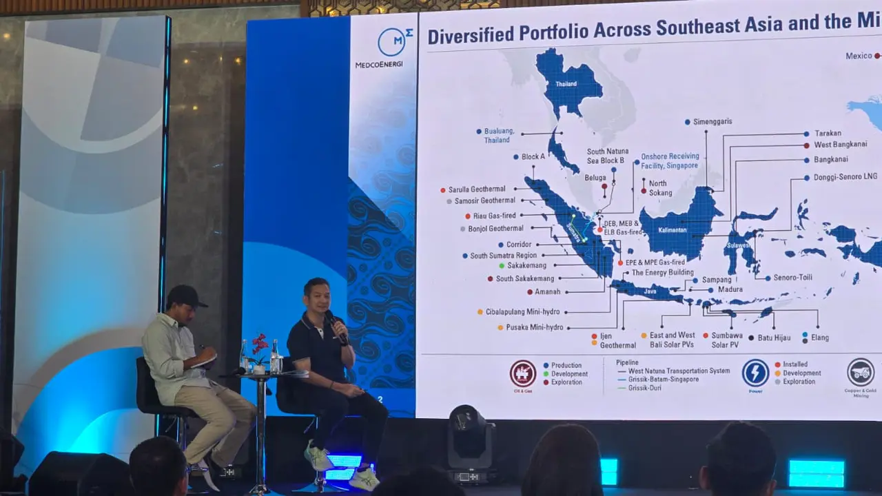 Amri Siahaan, Direktur & Chief Administrative Officer MedcoEnergi.