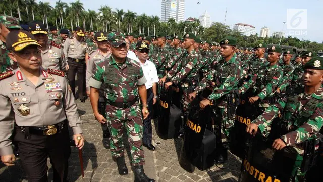 Peluang TNI-Polri untuk beralih status ke jabatan sipil tertutup sudah, setelah keluarnya PP 11/2017 tentang Manajemen PNS