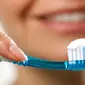Menyikat gigi setiap hari saat pagi dan malam sebelum tidur dapat menghindarkan Anda dari berbagai masalah mulut