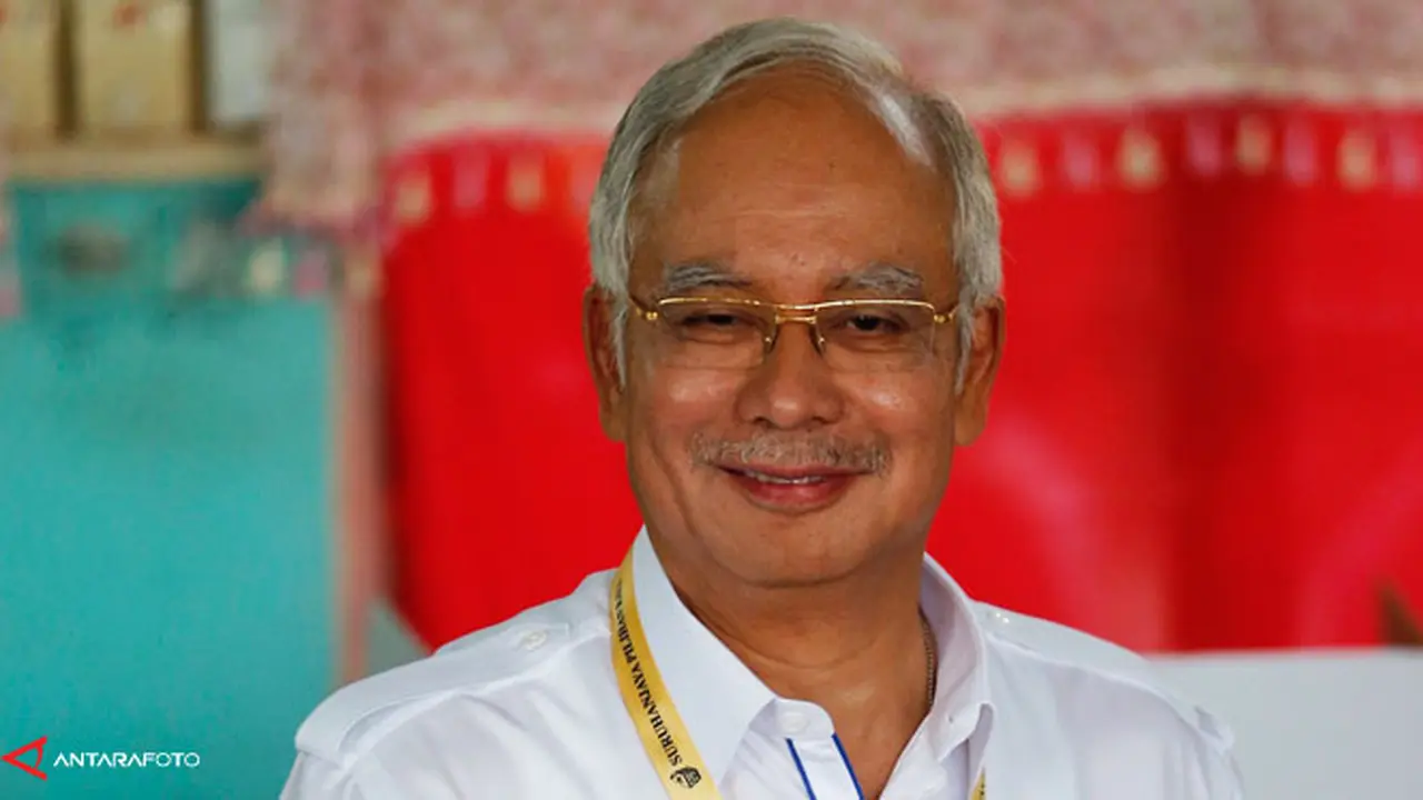 najib-razak130522c.jpg