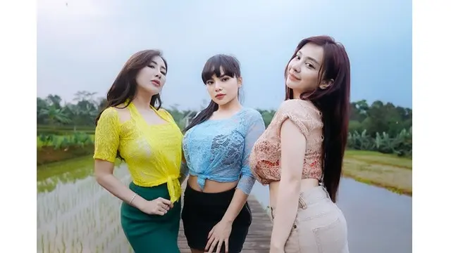 6 Potret Cupi Cupita Bareng Dinar Candy dan Ucie Sucita, Kolaborasi Lagu