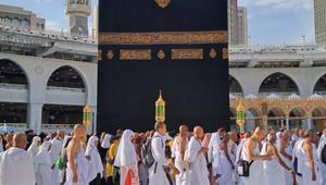 Suasana ibadah tawaf jemaah haji dari berbagai negara, termasuk Indonesia di Masjidil Haram, Makkah. (FOTO: MCH PPIH ARAB SAUDI 2023)