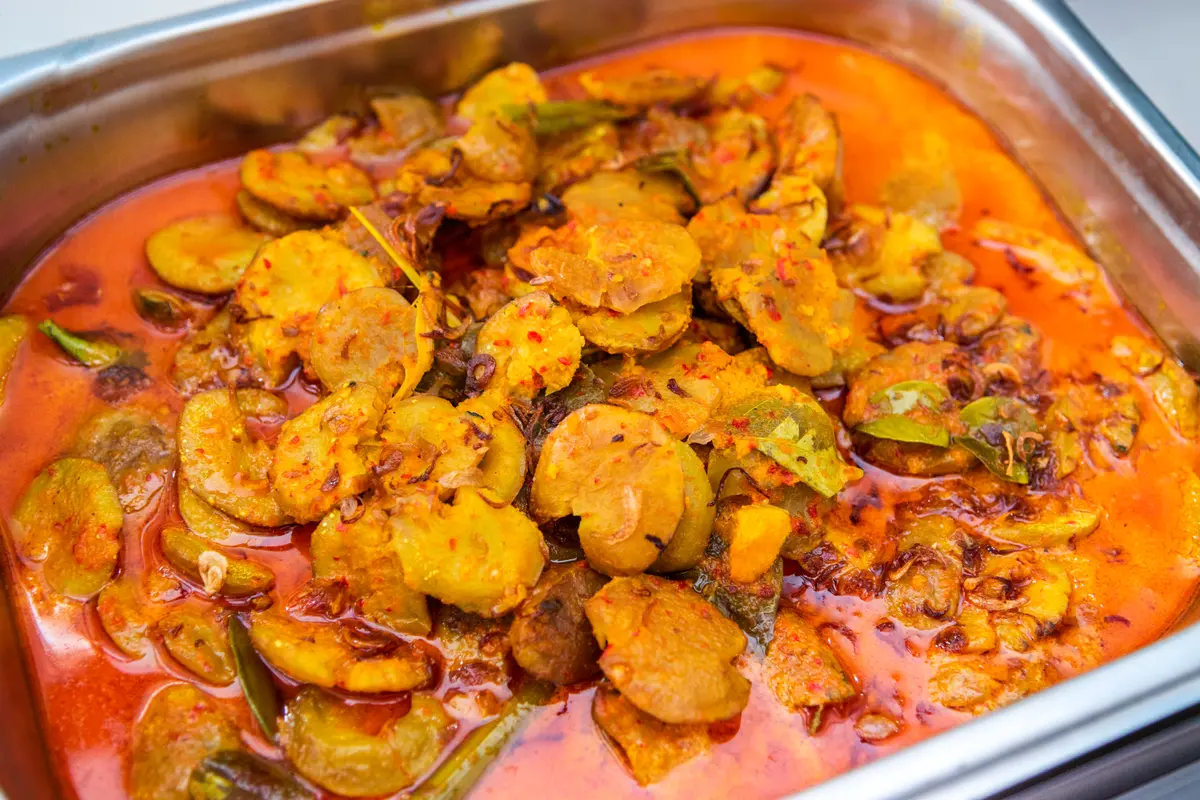 gulai jengkol