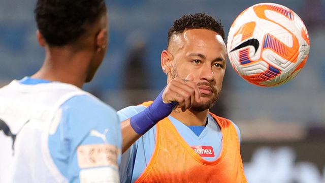 Foto: Momen Debut Neymar di Al Hilal, Buat Satu Assist untuk Kemenangan Besar The Blue Waves