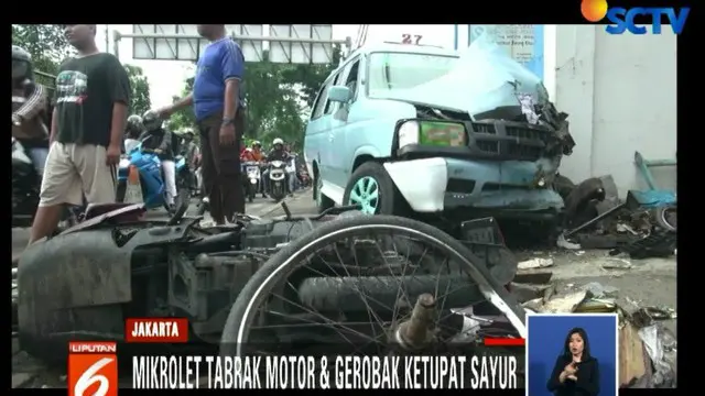 Angkutan umum Mikrolet M-27 rute Pulogadung-Kampung Melayu yang belakangan diketahui dikemudikan oleh sopir di bawah umur.