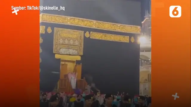Momen Pintu Ka'bah Dibuka