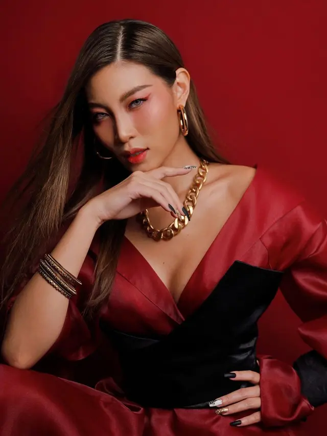 Sering Pakai Alat Styling, 5 Rutinitas Perawatan Rambut ala Patricia Gouw agar Tetap Sehat