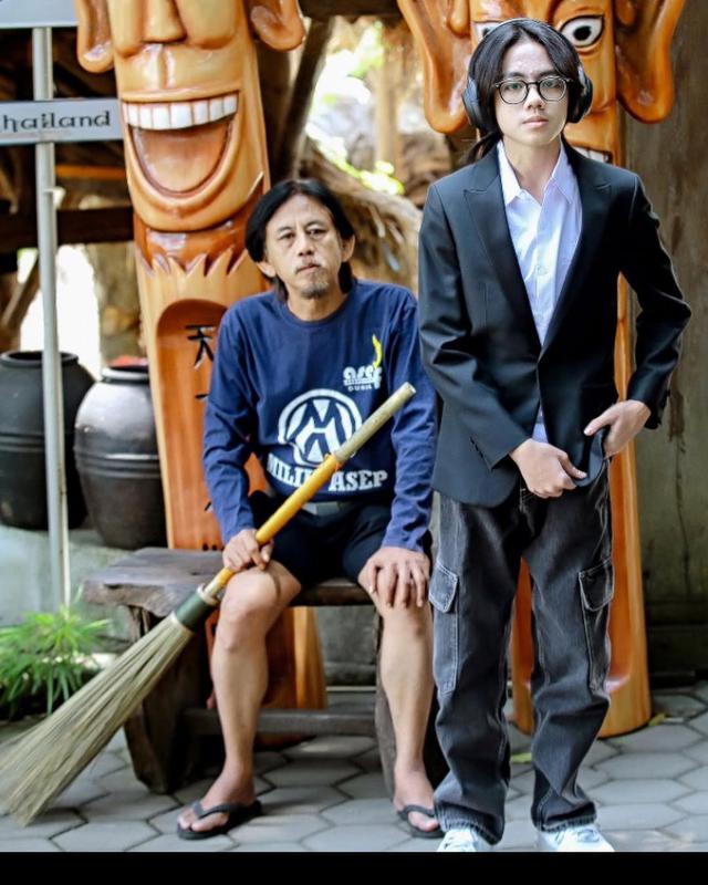 6 Potret kenangan Epy Kusnandar dan Quentin anak dari pernikahan dengan Karina Ranau