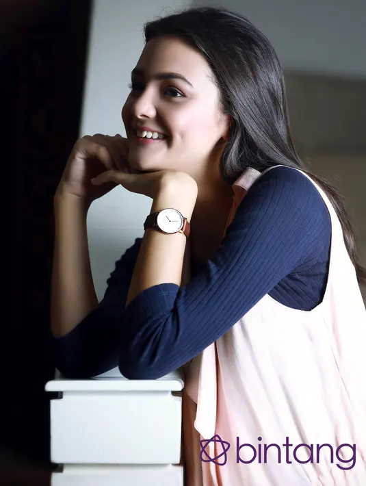 Amanda Rawles yang kini terlibat dalam I Love You mengaku sangat nyaman dengan karakter protagonis.  Sebelum ke karakter lain, ia ingin lebih dulu menyempurnakan karakter protagonis. (Deki Prayoga, Digital Imaging: Muhammad Iqbal Nurfajri/Bintang.com)