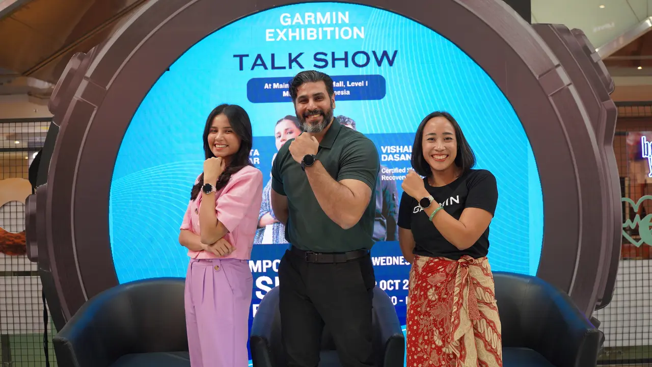 Yunita Siregar (Brand Ambassador Garmin), Vishal Dasani (Certified Sleep & Recovery Coach), Chandrawidhi Desideriani (Marketing Communication Senior Manager Garmin Indonesia)