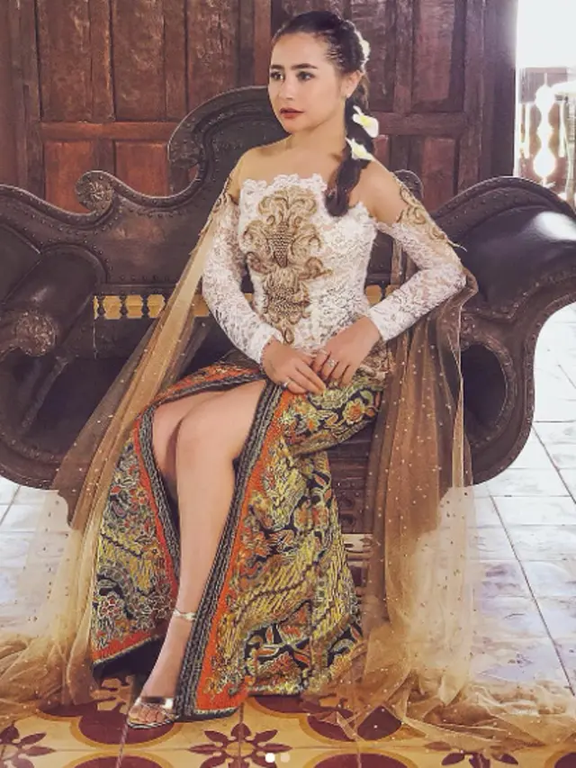 Prilly Latuconsina