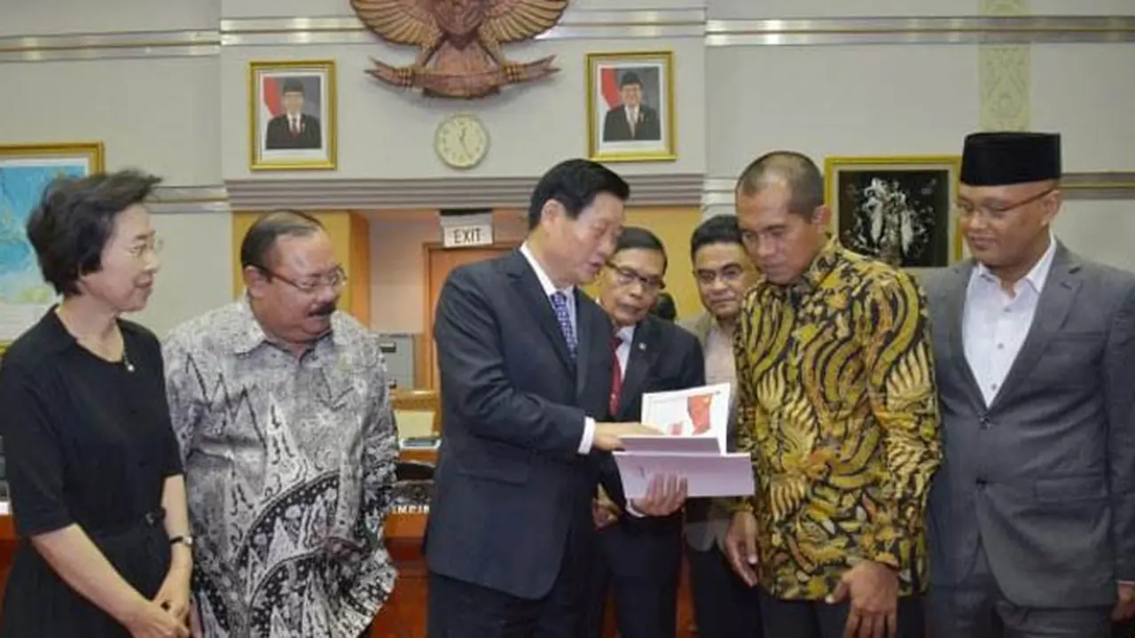 Komisi I DPR dan Parlemen China Bahas Keamanan Siber