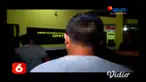 Perang terhadap narkoba kian gencar dilakukan. Di Jember, Jawa Timur, polisi meringkus dua pengedar sabu saat akan bertransaksi dengan seorang pembeli.