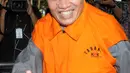 Bupati Bener Meriah periode 2012-2017, Ruslan Abdul Gani tiba di KPK untuk menjalani pemeriksaan, Jakarta, Senin (4/4). Ruslan diperiksa KPK sebagai tersangka kasus dugaan korupsi proyek pembangunan dermaga Sabang 2011. (Liputan6.com/Helmi Afandi)