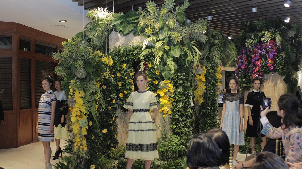 Koleksi Floral Sebastian Gunawan Hiasi Ritel di Grand Indonesia