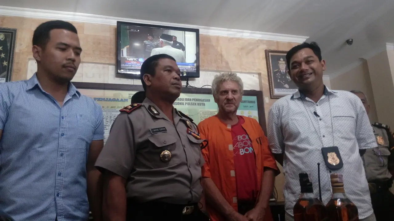 Bule Amerika Rampok 8 Minimarket di Bali