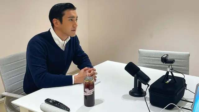 Gaya Siwon Super Junior dengan Style Semi Formal, Bak CEO Muda