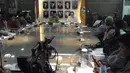 Suasana konferensi pers Ketua Fraksi Golkar di Senayan, Jakarta, Jumat (6/3/2015). (Liputan6.com/Andrian M Tunay)