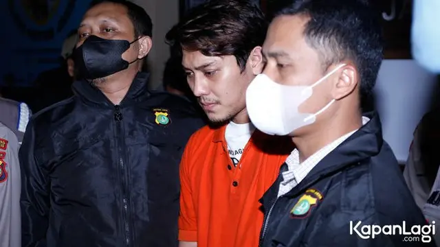 6 Potret Rizky Billar Pakai Baju Tahanan, Lesti Kejora Sudah Cabut Laporan