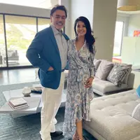 Setelah gagal di pernikahan pertamanya, Farah Quinn tak pernah menceritakan siapa pendampingnya. Kini, melalui akun instagramnya yang sudah terverifikasi, perempuan dua orang anak itu mengenalkan sosok sang suami. [Instagram/farahquinnofficial]