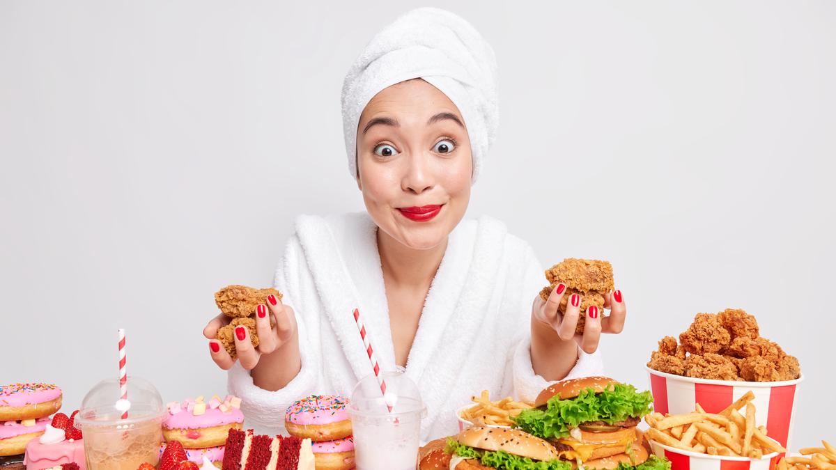 Fenomena Mukbang, Makan Dalam Porsi Besar antara Hiburan atau Bahaya?