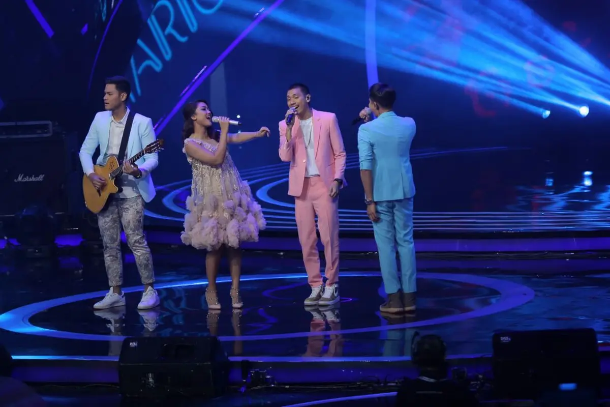 [Bintang] Penampilan Keren Marion Jola dan Para Finalis Indonesian Idol 2018