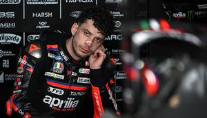 Marco Bezzecchi pada tes pramusim MotoGP Thailand 2026 di Sirkuit Buriram. (Lillian SUWANRUMPHA / AFP)