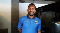 Patrich Wanggai secara mengejutkan batal bergabung dengan Persib Bandung. (Bola.com/Erwin Snaz)