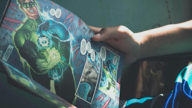Ilustrasi membaca komik