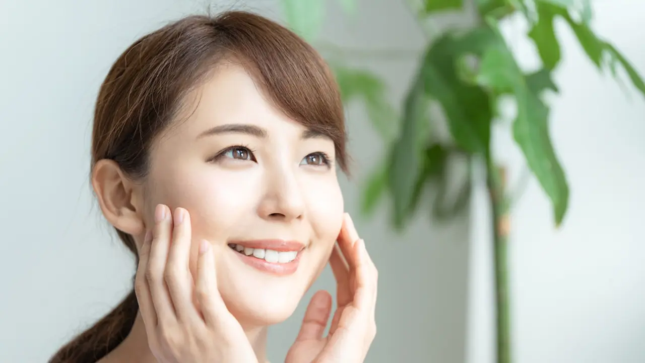 Essence Lokal dengan Kandungan Edelweiss untuk Mempersiapkan Kulit Secara Optimal