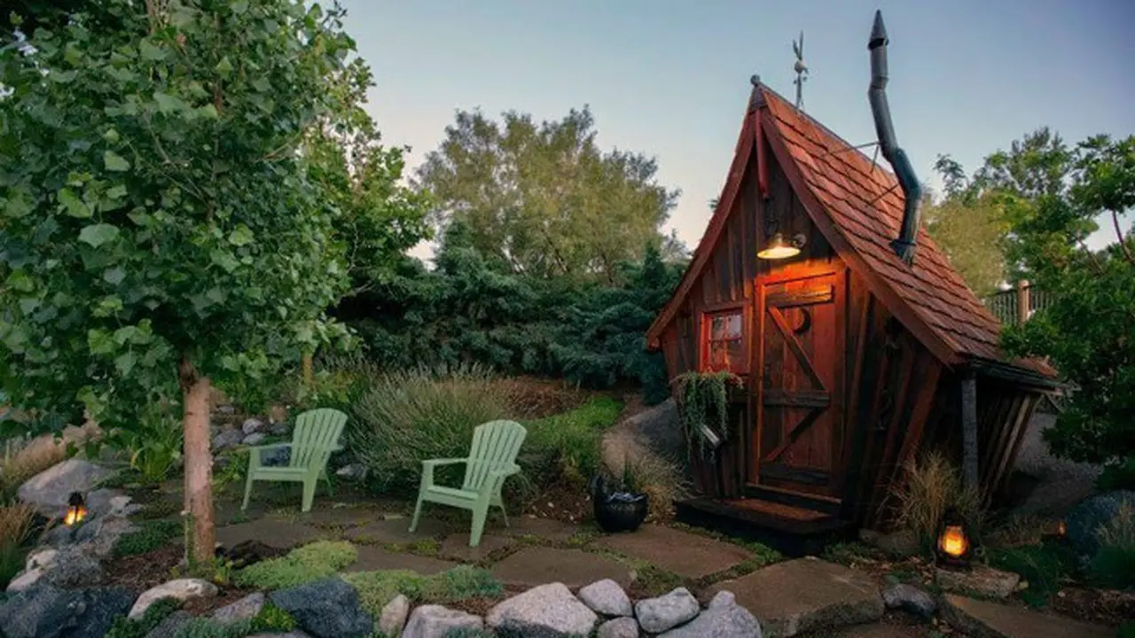 Bangunan ala Negeri Fantasi Karya Perajin Minnesota