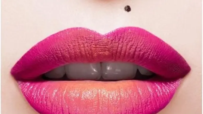 Ombre Lips yang Buat Bibirmu Nampak Beda