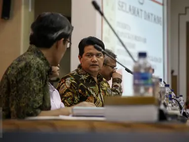 Ketua KPU, Husni Kamil Manik saat Rapat Koordinasi (Rakor) untuk penyelenggaraan pilkada di daerah otonomi khusus di Jakarta, Selasa (19/4). Rakor dihadiri Kemenko Polhukam, Kemendagri, Kemenkumham serta Bawaslu dan DKPP. (Liputan6.com/Faizal Fanani)