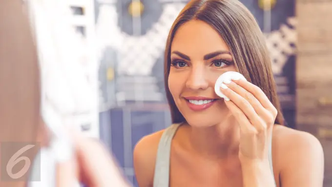 Girls, ini lho yang ada dipikiran cowok saat menunggumu dandan. (iStockphoto)