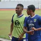 Ardi Idrus senang rekan satu timnya Frets Butuan memilih Persib Bandung. (Huyogo Simbolon)