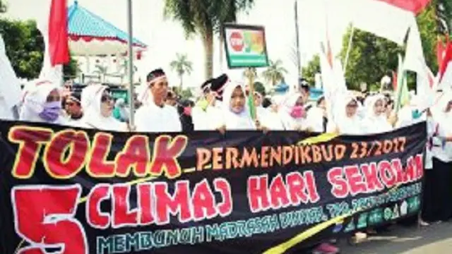 Siswa Banyak Bolos Mengaji, NU Cirebon Tolak Full Day School