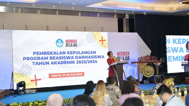 Kemendikbudristek Lepas 281 Mahasiswa Internasional Program Darmasiswa RI 2023/2024