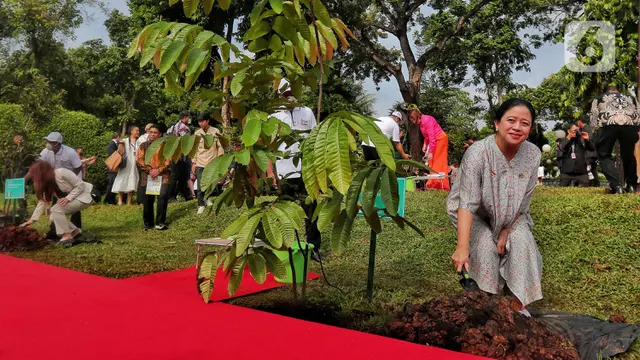 Puan Maharani Ajak Delegasi P20 Menanam Pohon di Kompleks Parlemen