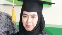 Oki Setiana Dewi meraih gelar Doktor untuk kali kedua (https://www.instagram.com/p/Ckb_LaXjEa2/)