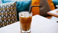 Cara Membuat Kopi Susu ala Coffee Shop di Rumah, Tetap Enak dan Creamy