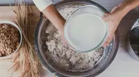 Cara Membuat Air Sisa Cucian Beras Lebih Bermanfaat, Anti Mubazir