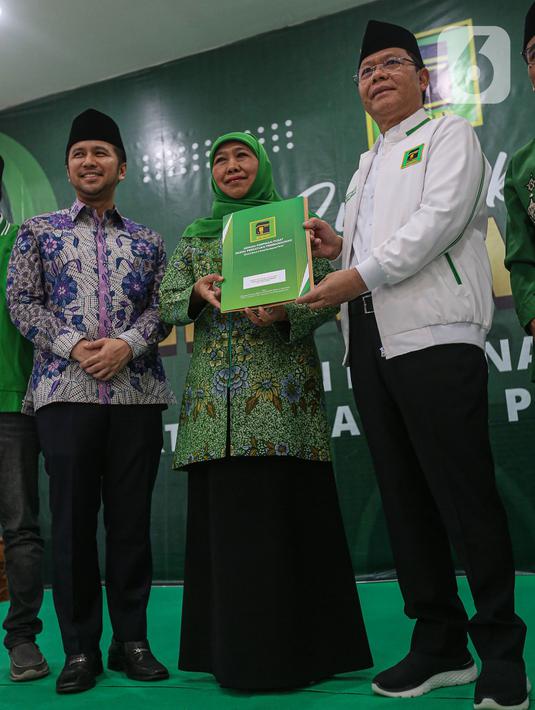 Saat ini, pasangan Khofifah-Emil sudah mengantongi dukungan dari tujuh partai politik. (Liputan6.com/Angga Yuniar)