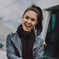 Ilustrasi kecantikan. Sumber foto: unsplash.com/Vinicius Wiesehofer.